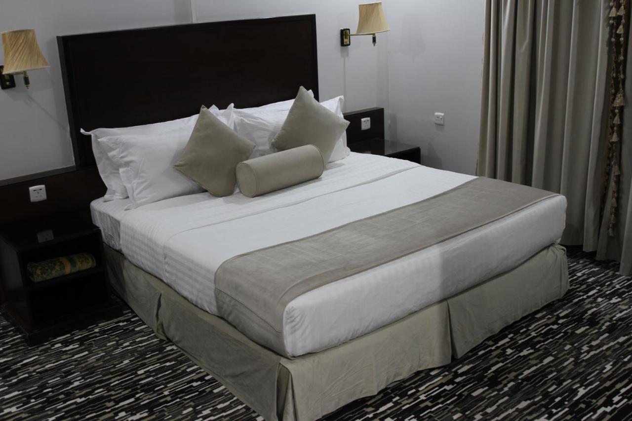 Carawan Al Khaleej Hotel Olaya 利雅德 外观 照片