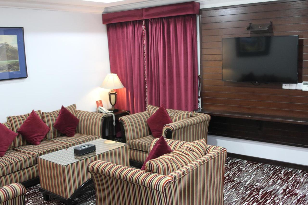 Carawan Al Khaleej Hotel Olaya 利雅德 外观 照片