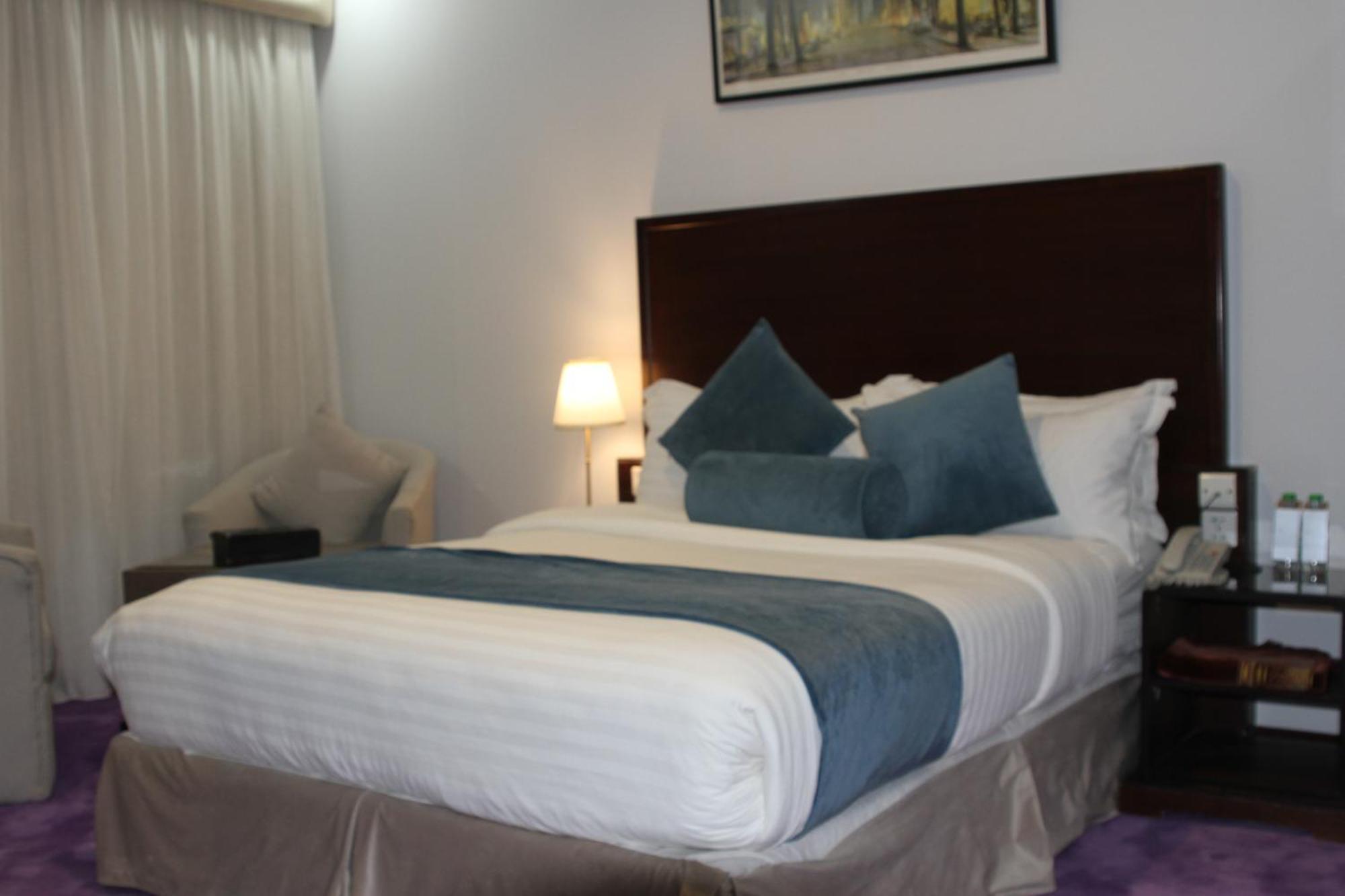 Carawan Al Khaleej Hotel Olaya 利雅德 外观 照片