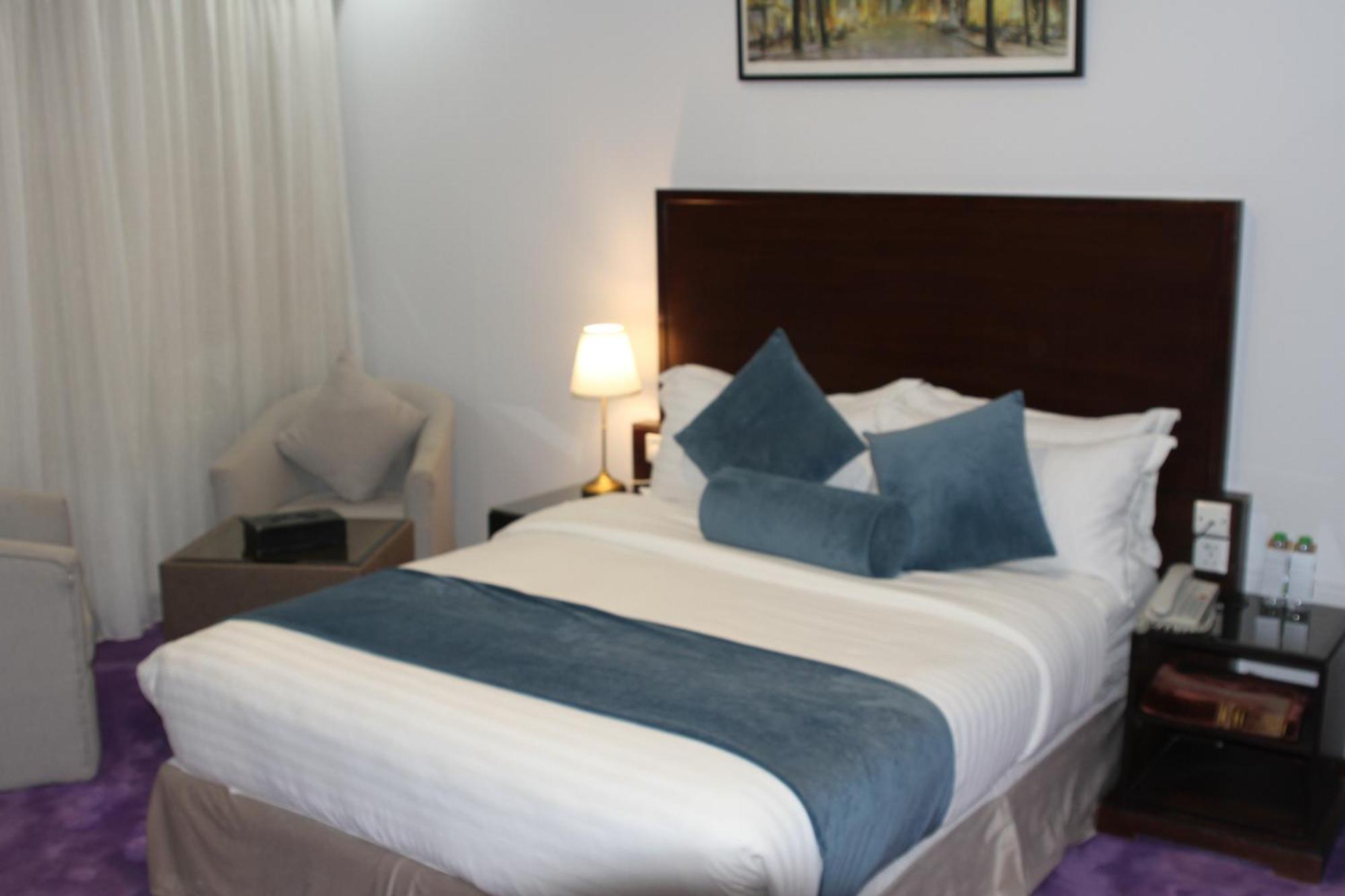 Carawan Al Khaleej Hotel Olaya 利雅德 外观 照片